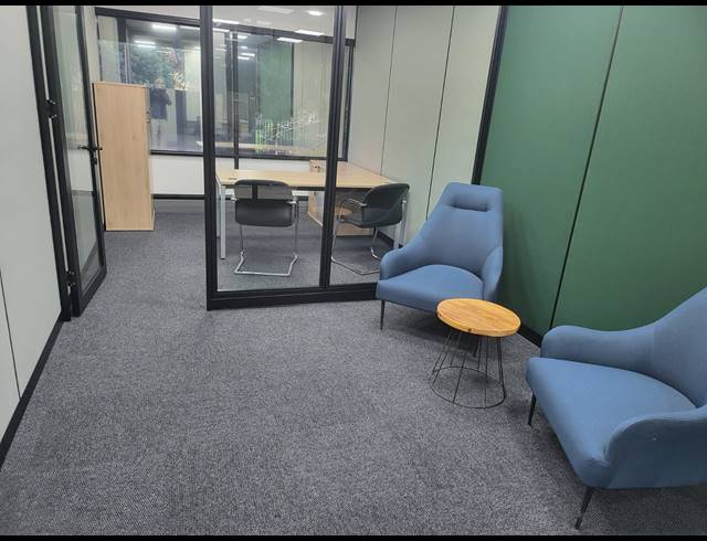 70.50M² OFFICE TO LET IN BEDFORDVIEW